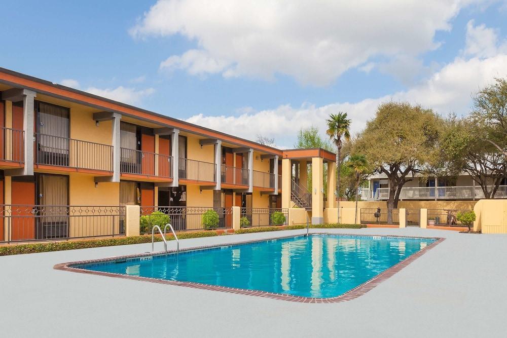 Quality Inn Cedartown Extérieur photo